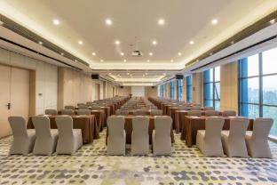 atour hotel shenzhen bantian zhongcheng
