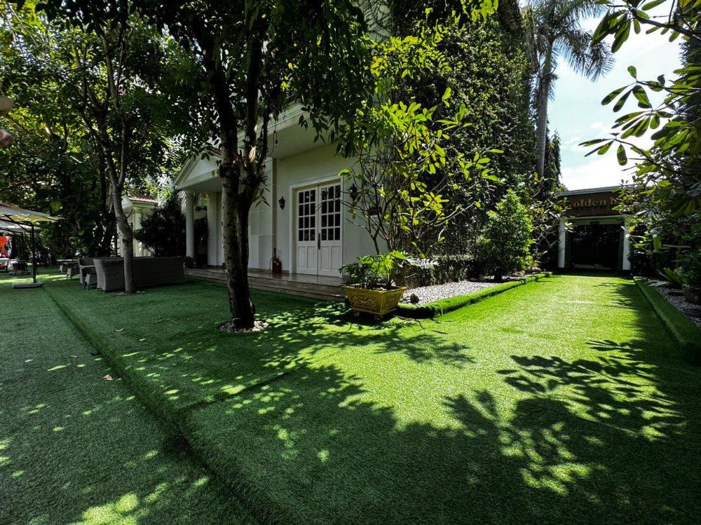 hidden mansions saigon resort