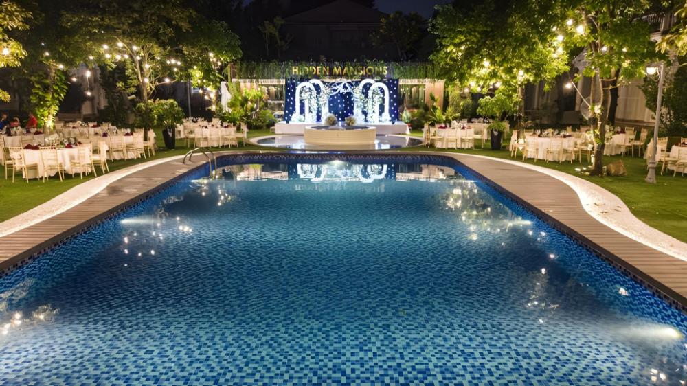 hidden mansions saigon resort