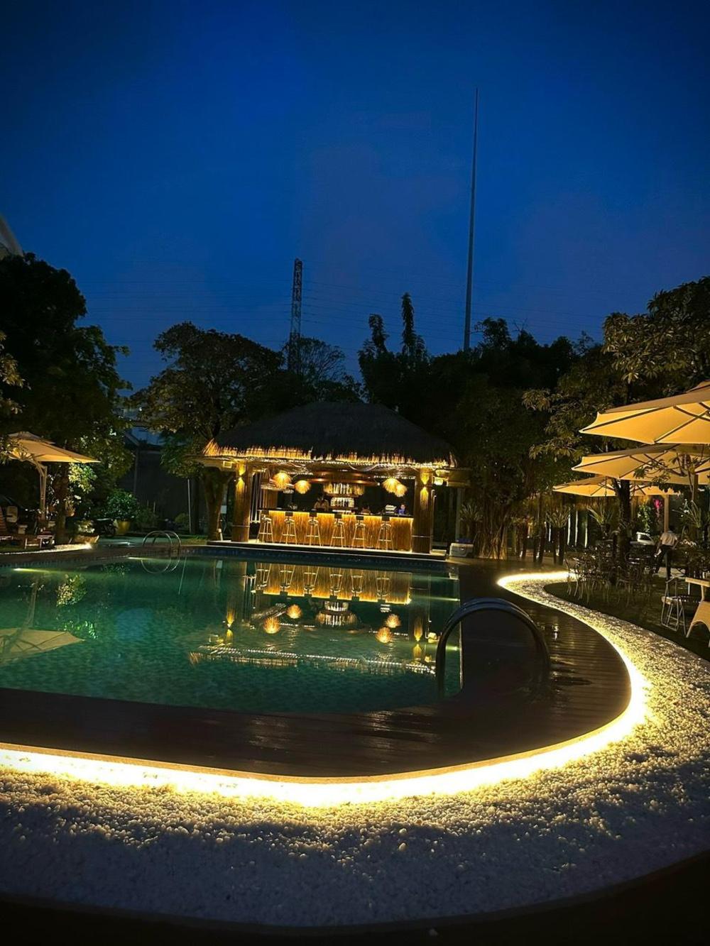 hidden mansions saigon resort