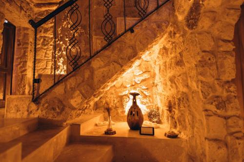 isadora cave cappadocia