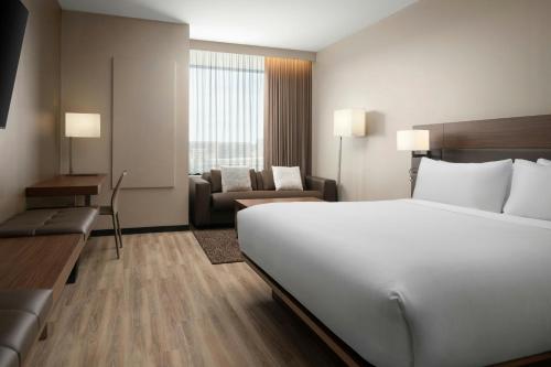 ac hotel by marriott detroit at the bonstelle