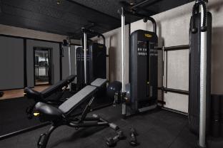 moxy istanbul beyoglu