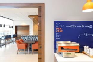 holiday inn express and suites clarksville north by ihg