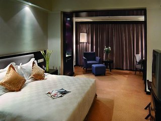 Crowne Plaza Zhuhai City Center By Ihg,Zhuhai>>Dongguan,4 star