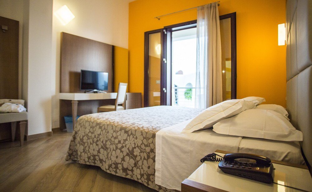 la casarana wellness eco resort