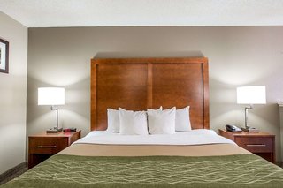 Comfort Inn & Suites At Dollywood Lane,Sevier County>>Gatlinburg - Pigeon Forge,3 star