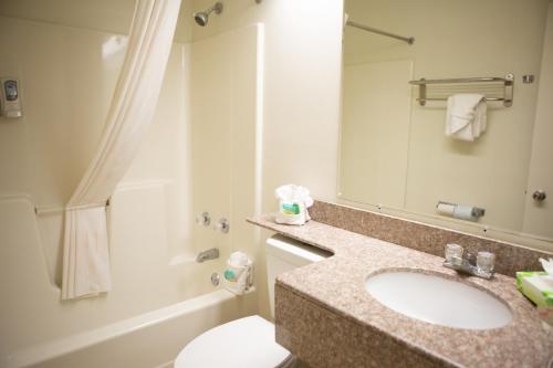 guest inn pigeon forge