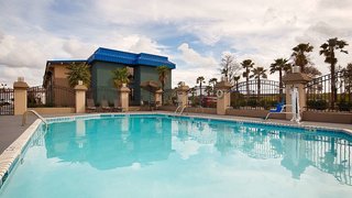 red roof inn port allen