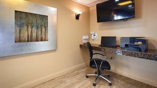 red roof inn port allen