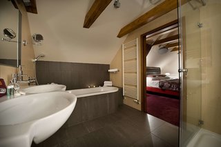 ea embassy prague hotel