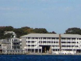 surfside hotel and suites