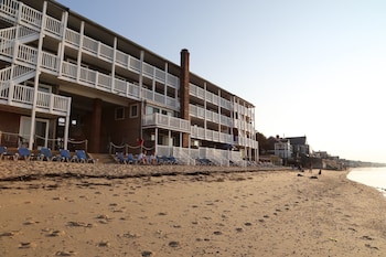 surfside hotel and suites
