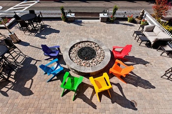 surfside hotel and suites