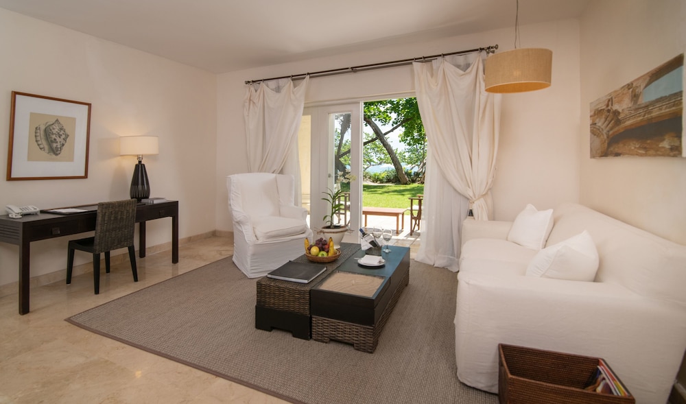 casa colonial beach and spa