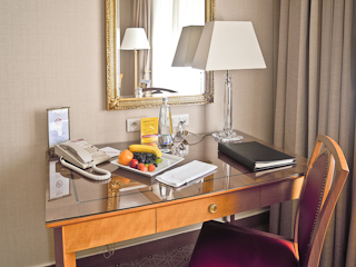 Hotel-Img