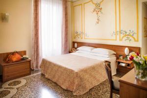 hotel riviera