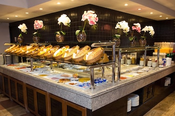 real palace hotel