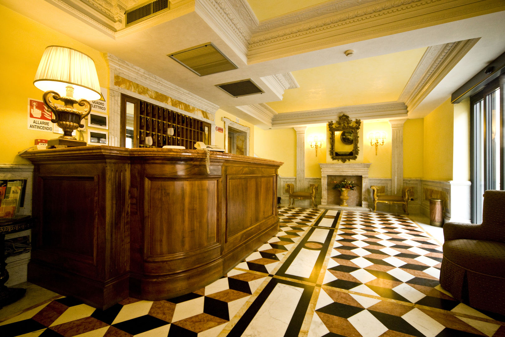 hotel donatello