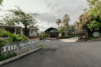 the mangrove panwa phuket resort