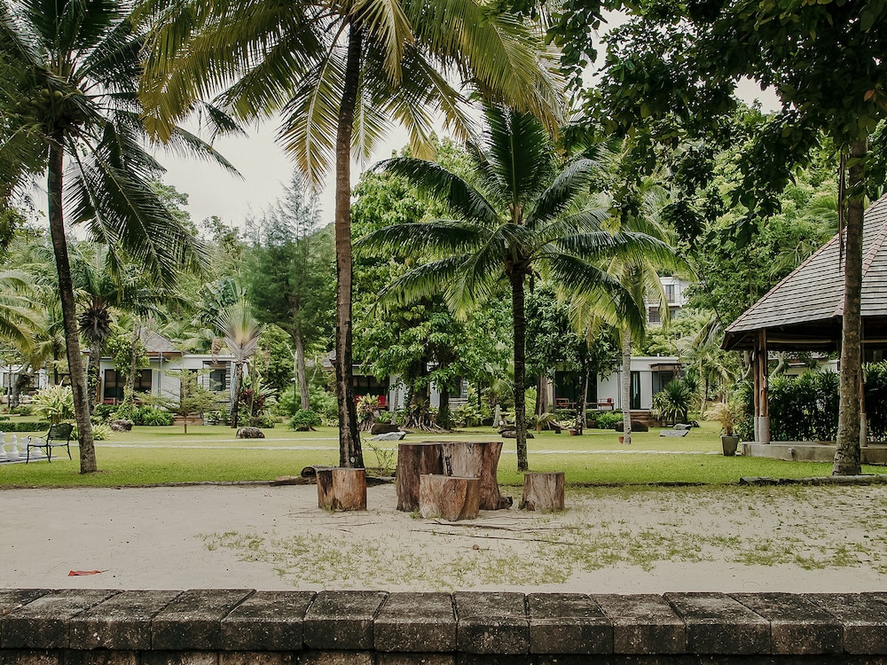 the mangrove panwa phuket resort