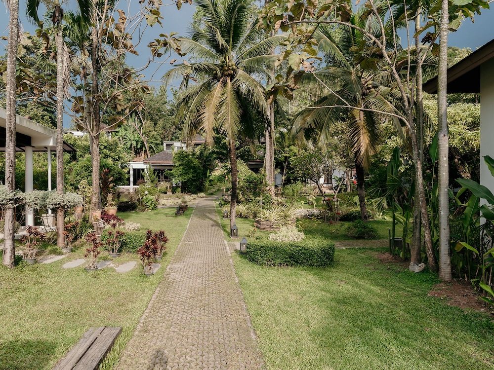 the mangrove panwa phuket resort