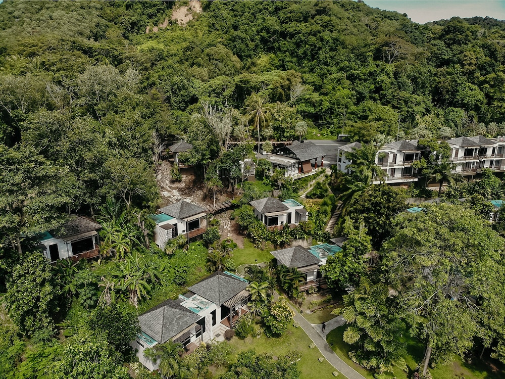 the mangrove panwa phuket resort