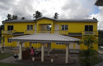 Piarco Village Suites,Piarco>>Arouca,3 star