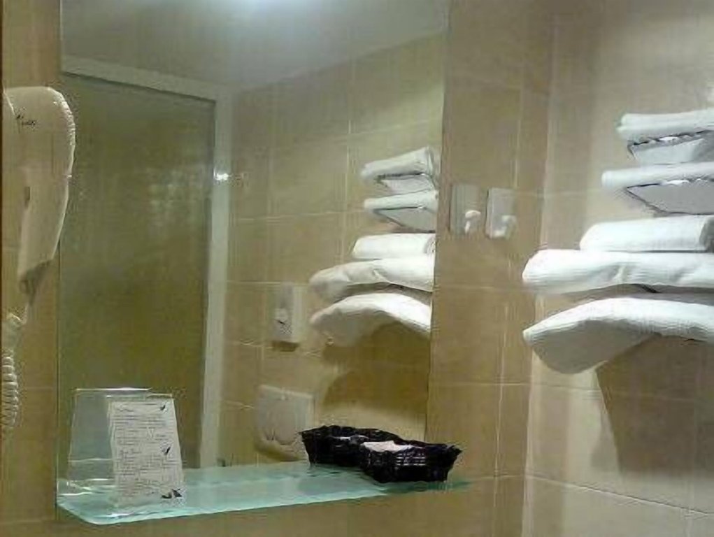 hotel astor