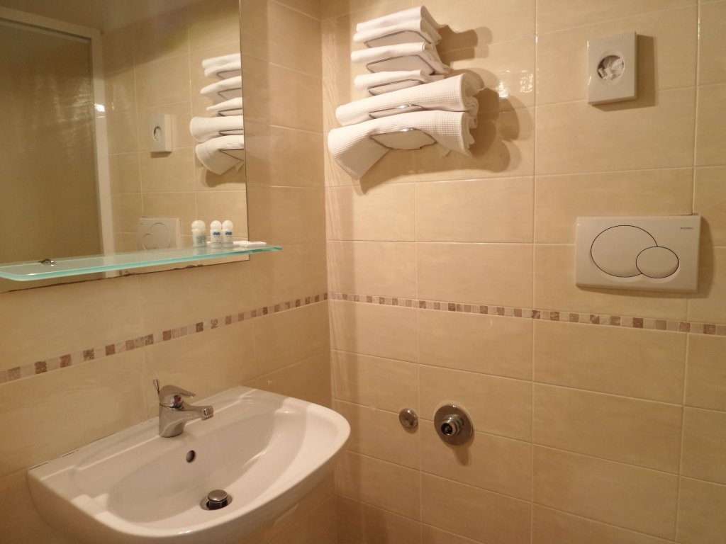 hotel astor
