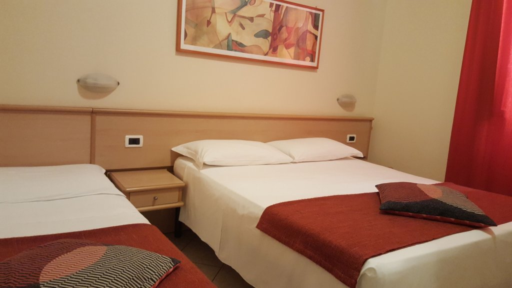 hotel astor