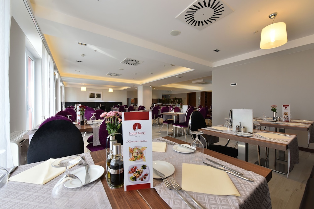 hotel aurel