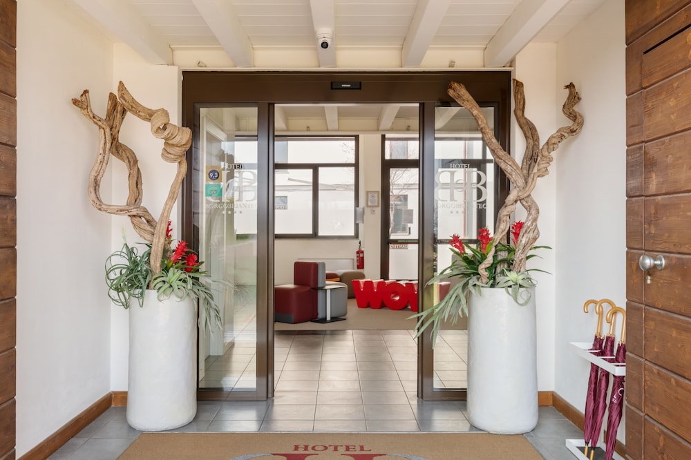 hotel borgo brianteo