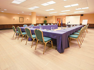 Exe Reina Isabel,Ávila>>Avila,4 star