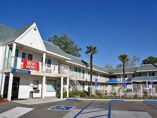 Motel 6 Sacramento, Ca - Central,Sacramento>>Rosemont,2 star