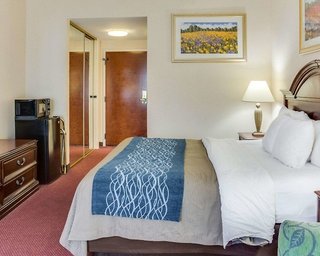 Quality Inn & Suites Olde Town,Norfolk - Virginia Beach>>Norfolk,3 star