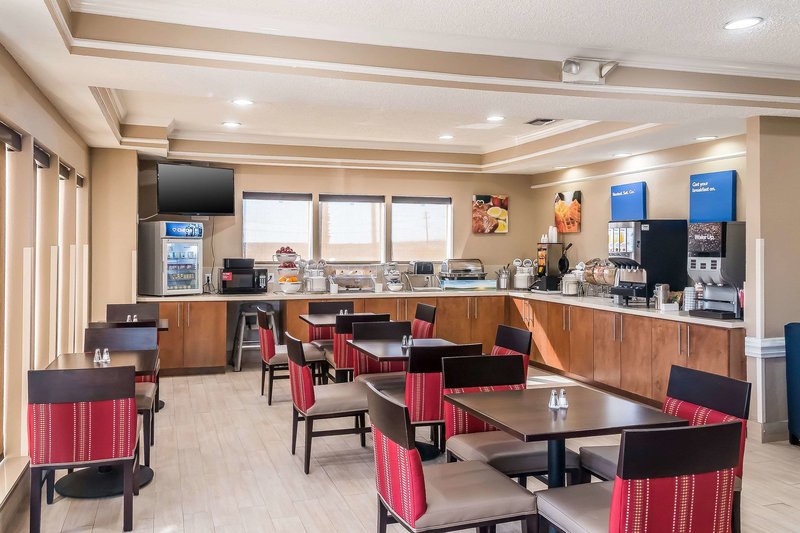 comfort inn near frost bank center