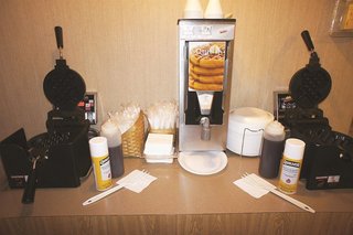 La Quinta Inn By Wyndham San Antonio Market Square,Downtown San Antonio>>Bexar County,3 star