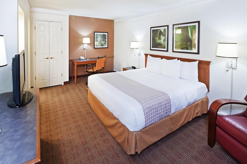 la quinta inn by wyndham san antonio market square