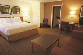 la quinta inn by wyndham san antonio market square