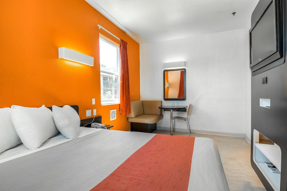 motel 6 san diego ca downtown