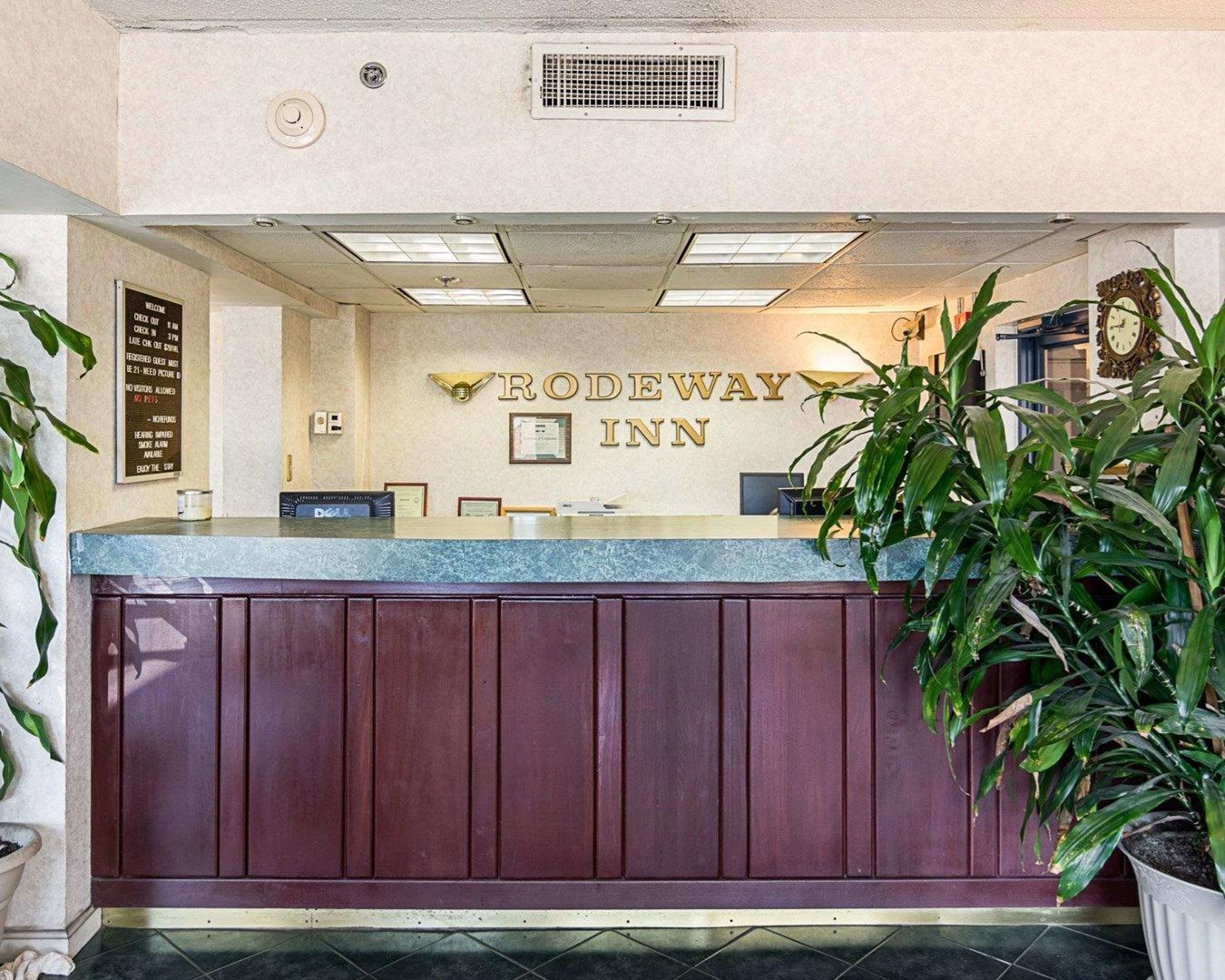 red roof plus and suites virginia beach seaside