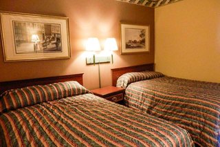 red roof plus and suites virginia beach seaside