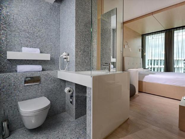 sound garden hotel airport