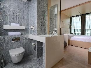 sound garden hotel airport