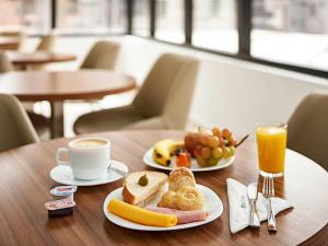 Ibis Curitiba Shopping,Parana State>>Curitiba,3 star