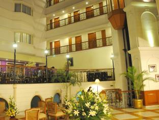 Bangalore International,2A 2B Cresent Road High Grounds Bengaluru,3 star