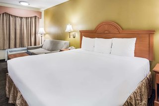 Quality Inn & Suites Dallas - Cityplace,Near Meadows Museum,3 star