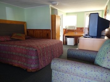 Jonathan Edwards Motel,Barnstable County>>Barnstable,2 star