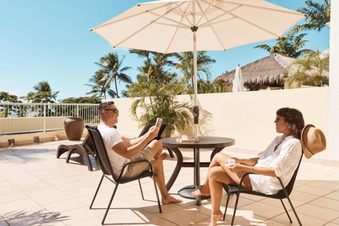 sea change beachfront apartments